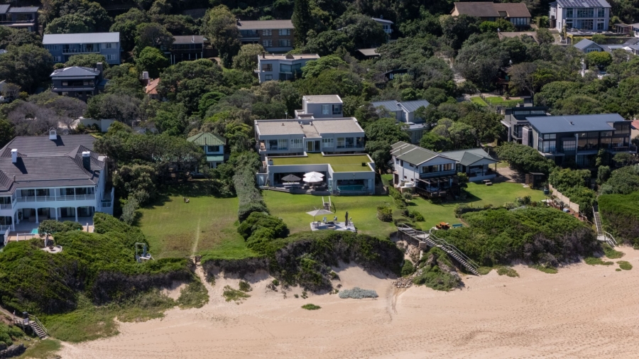 8 Bedroom Property for Sale in Keurboomstrand Western Cape